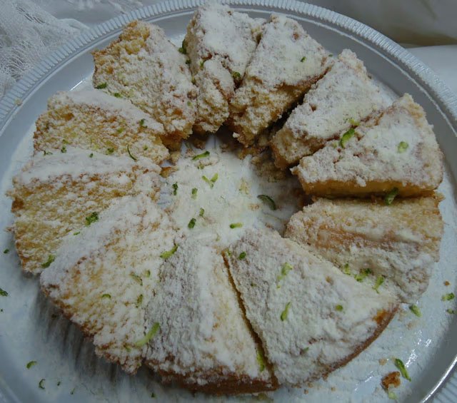 Bolo de Limão Simples
