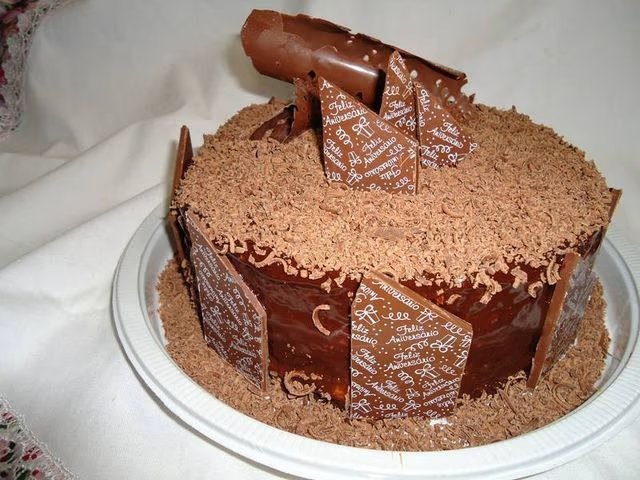 Bolo de Chocolate Decorado