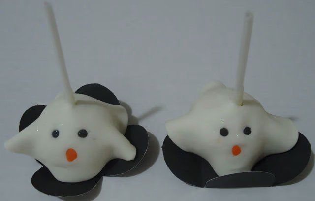 Cake Pops Fantasminha Halloween