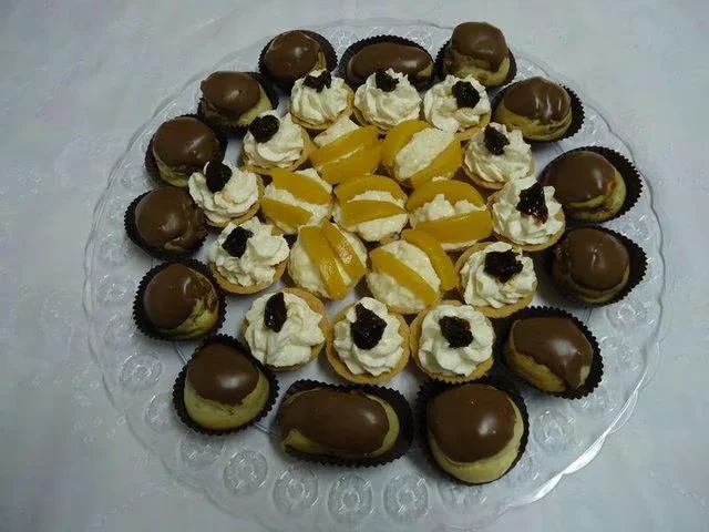 Mini Tortinhas e Profiteroles