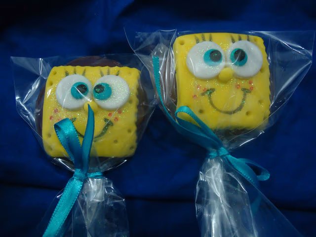 Lembrancinha Pirulito de Chocolate Bob Esponja